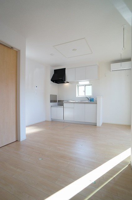 サン・モナーク リビング