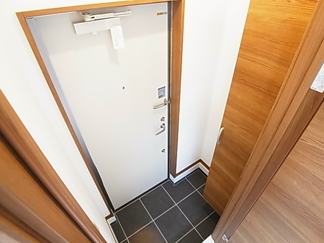 ＡＪ新松戸Ⅱ 玄関