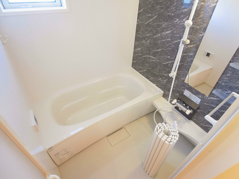 ファミールフラッツ若葉町 風呂画像