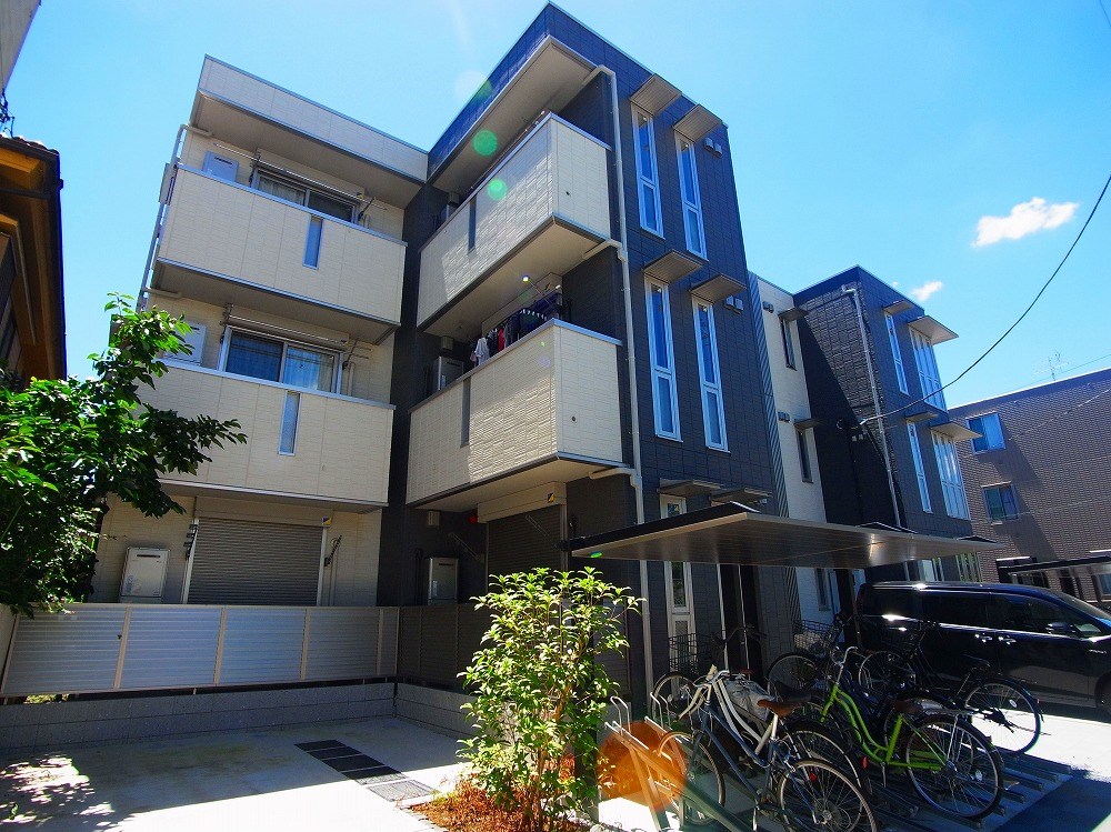 ファミユC 外観写真