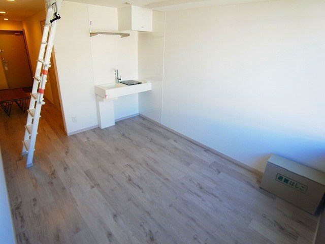 アルベルゴ北千住  リビング