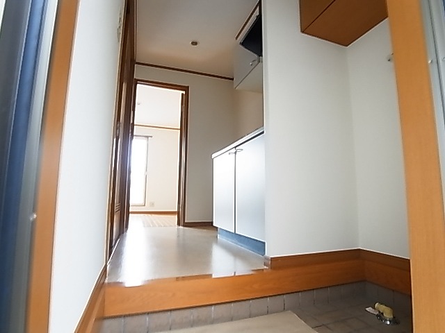 ティアラKーⅢ 玄関