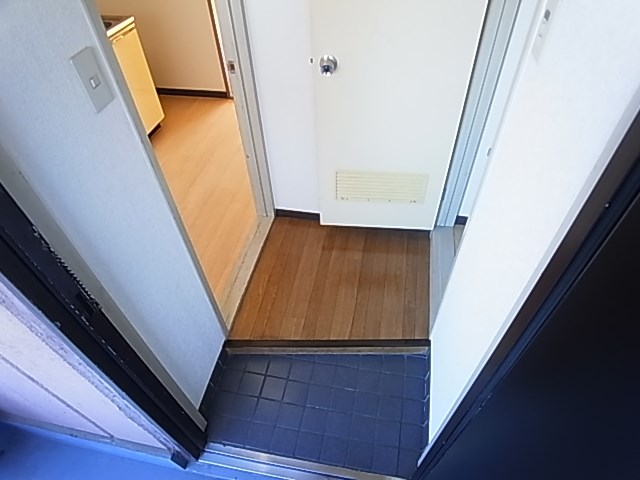 ロマネ北柏 玄関