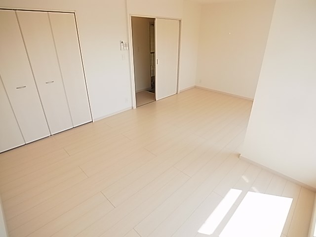 寿ガーデンハイツ ベッドルーム