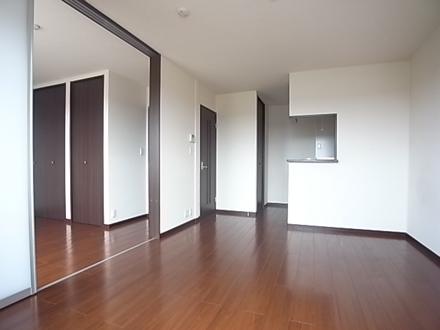 ガーデンヒルズＢ棟 リビング