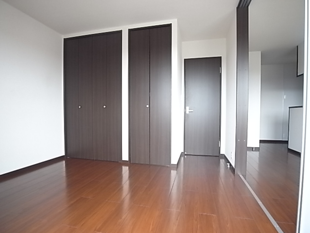 ガーデンヒルズＢ棟 ベッドルーム