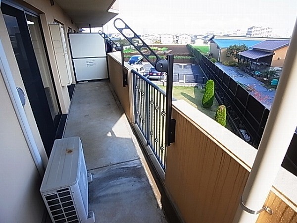 サンタバレー弐番館  ベランダ