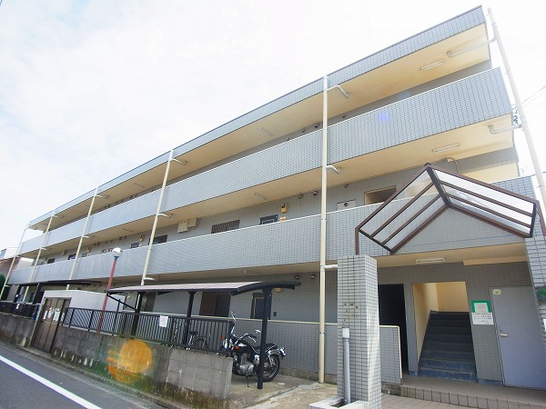 ガーデンハイツ高柳 203号室 外観