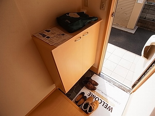 シャルマンおおたかの森（おおたかの森西１丁目） 玄関