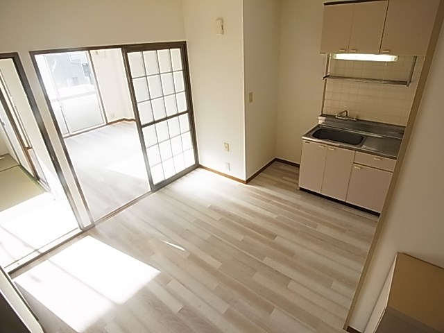 向広弐番館 リビング