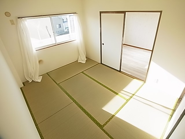 向広弐番館 ベッドルーム