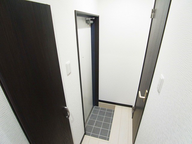 レブリアント松戸 玄関