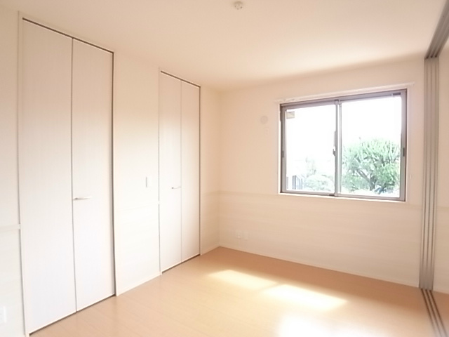 サンシャイン道野辺中央 ベッドルーム