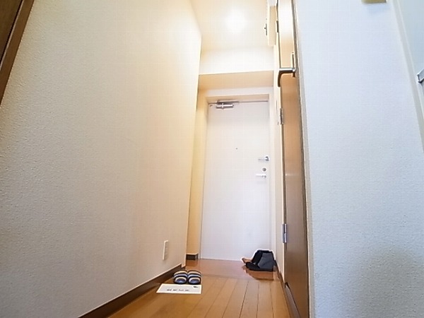 アウローラ 玄関