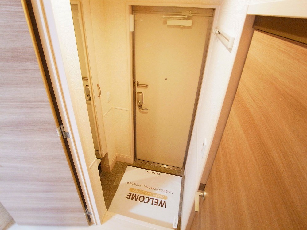 Ｄ－ｒｏｏｍ煌（キララ） 玄関