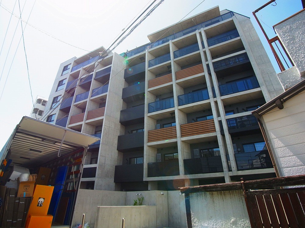 ZOOM北千住 外観写真