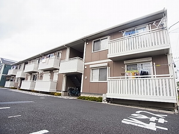 リビングタウン大金平B 203号室 外観