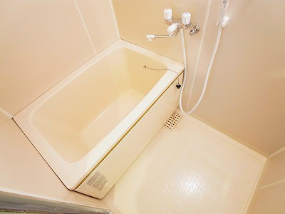 メゾンユウーエ 風呂画像