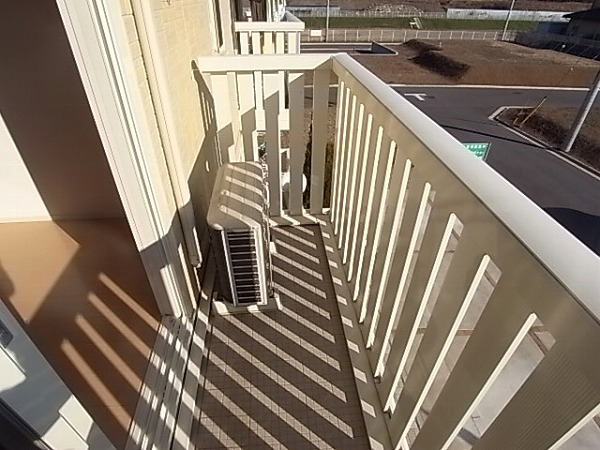 ジュネス ベランダ