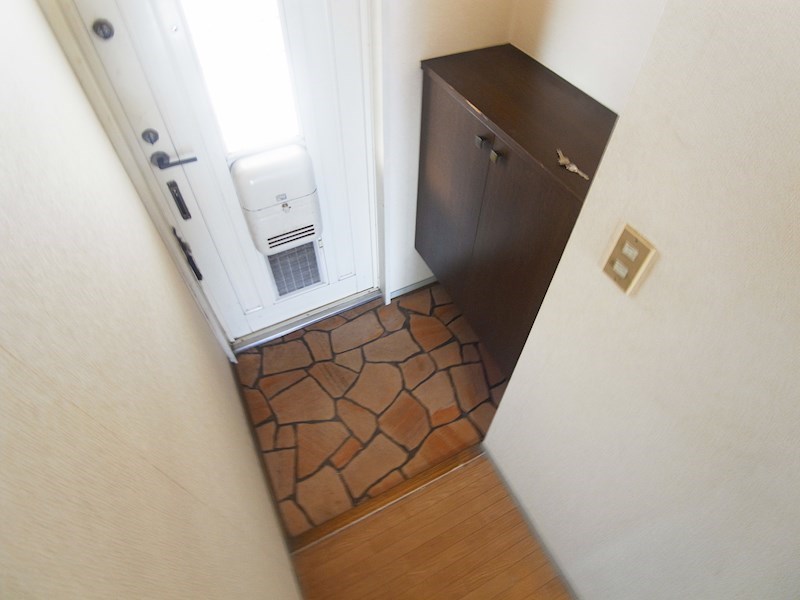 パールハイツ海老原38 玄関