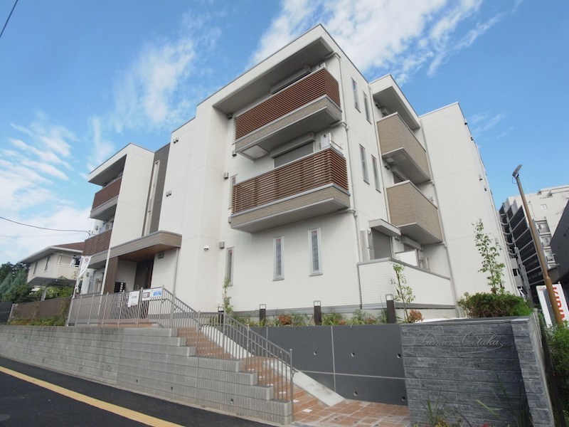 ルミールおおたか 301号室 外観