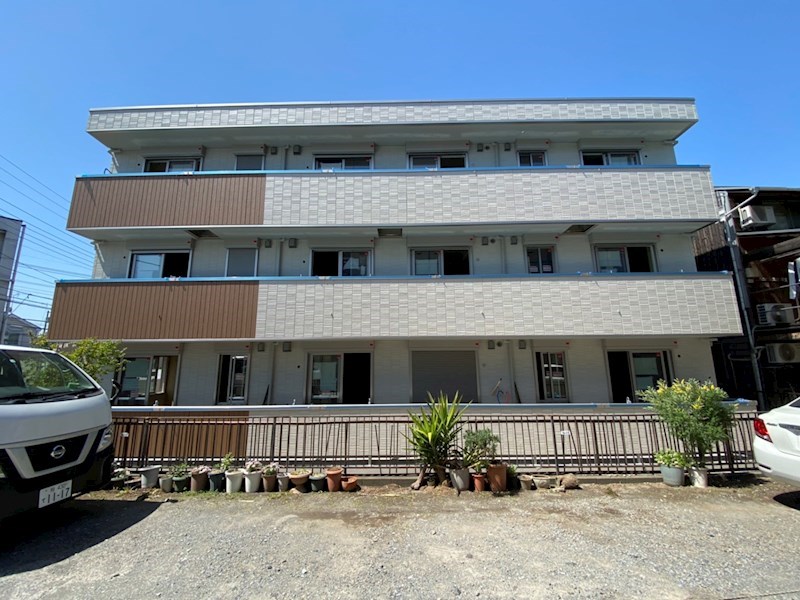 ラインハット 302号室 外観