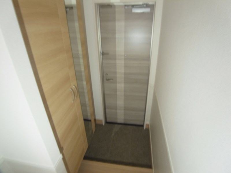 ラインハット 玄関