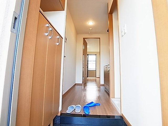 サンライズ西新井 玄関