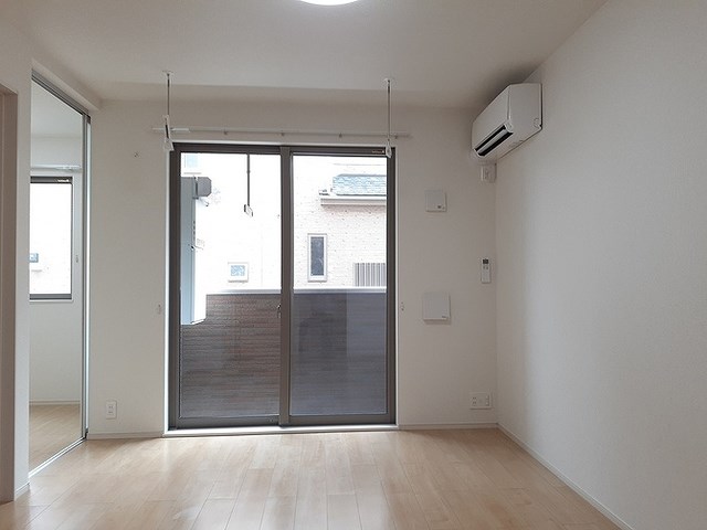 イセソラージュＢ  リビング