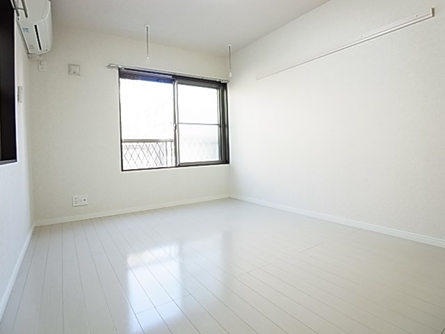 クリスタル青井Ⅰ ベッドルーム