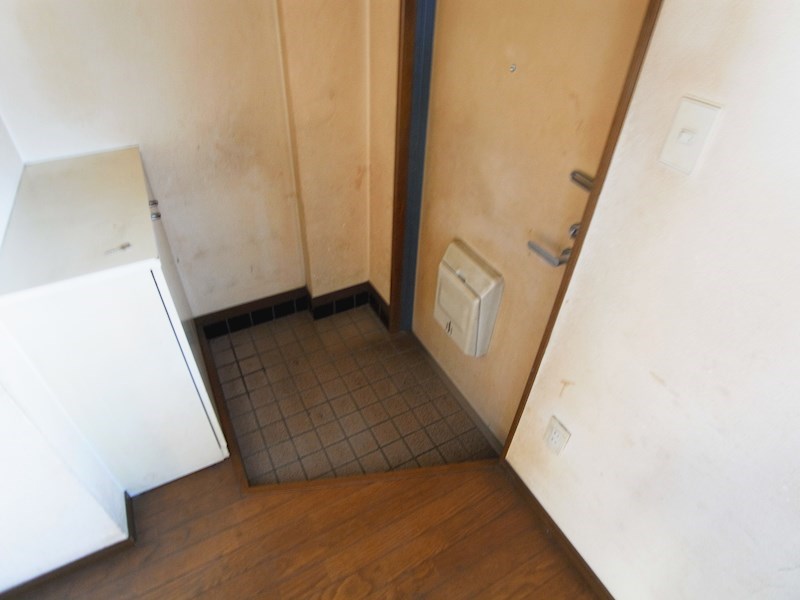 クオリティ松坂 玄関