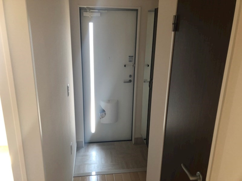 マロン・ド・サン・Ⅱ 玄関