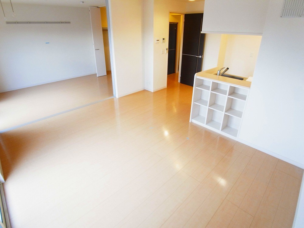 シトロン フレア リビング