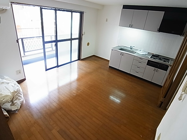 オークレア リビング