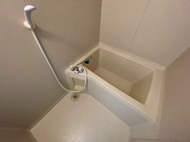 ビレッジくぬぎやま　C棟  風呂画像