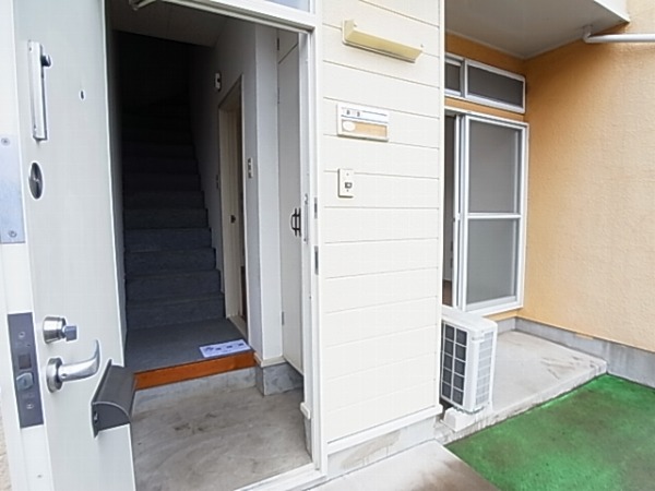 テラス・オオヌキＡ棟 玄関