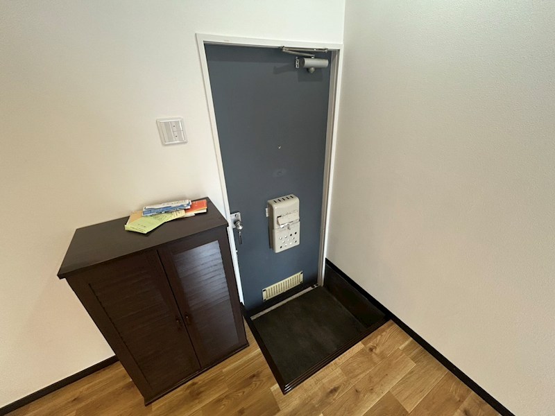 中峠ハイツＢ2 玄関