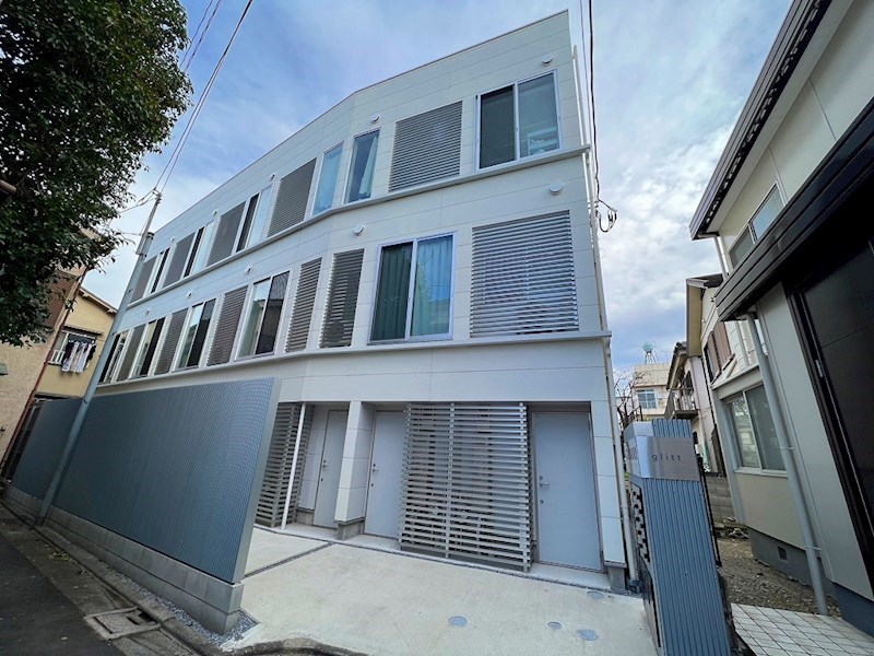 ｇｌｉｔｔ 外観写真