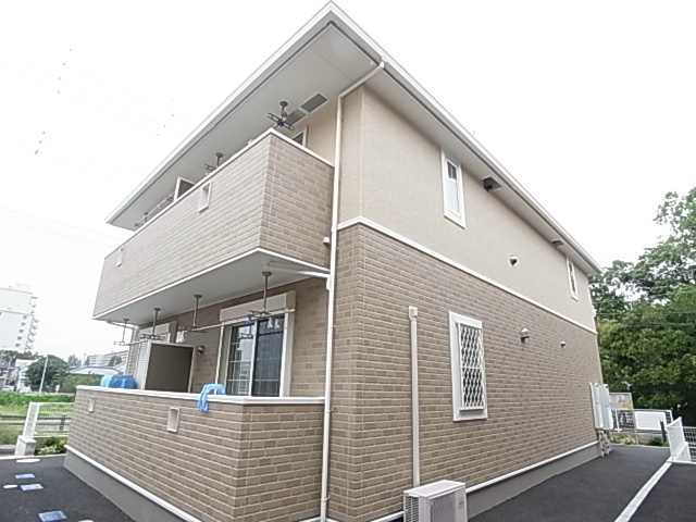 クレメント・リヴァーA棟 101号室 外観