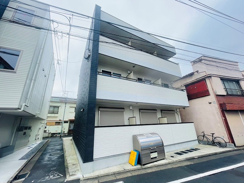 メゾンハイウェイ五反野  外観写真