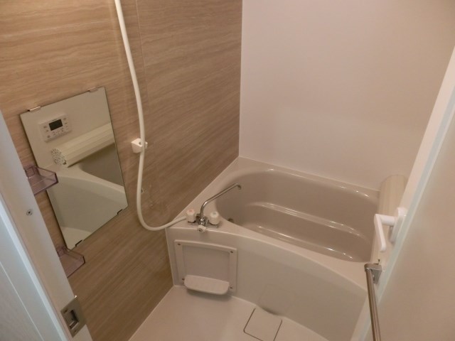 メゾンハイウェイ五反野  風呂画像