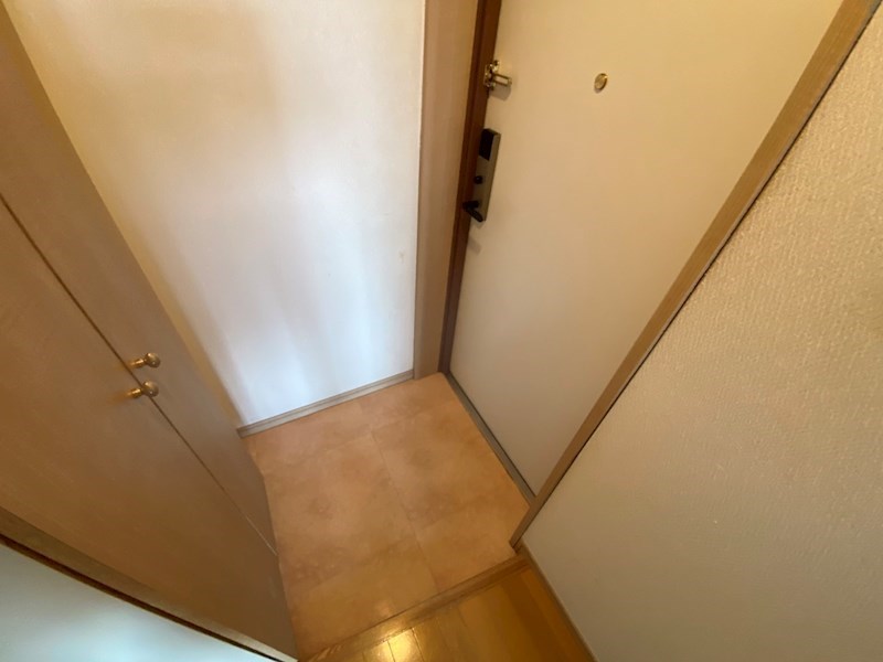 ヴランドール柏中央 玄関