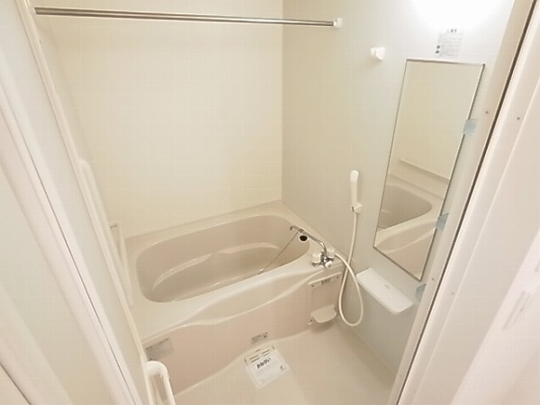 ストロベリー・カーサⅤ 風呂画像