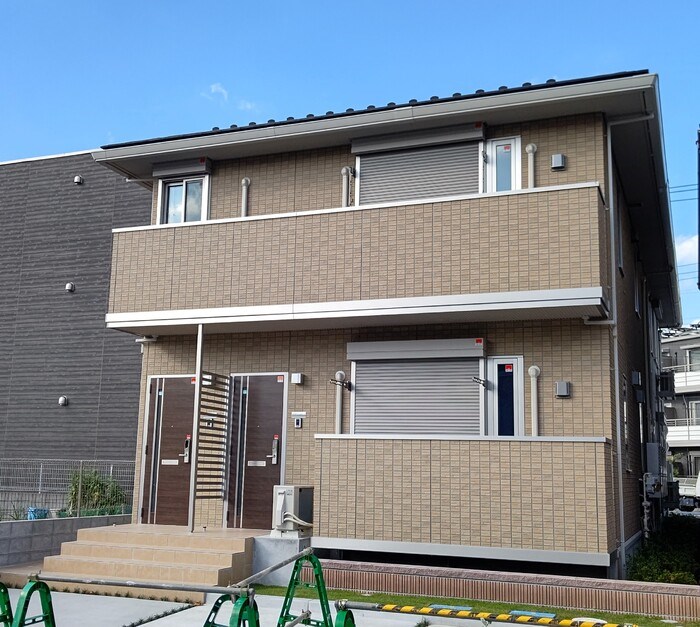 Apple court K&amp;amp;M 外観写真