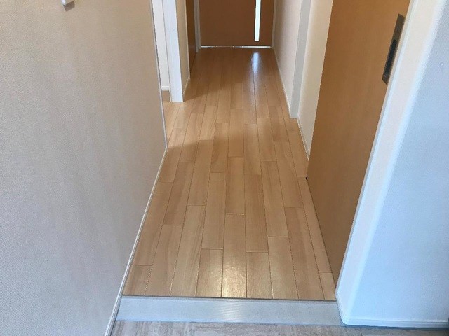 サン　ブリッジ鎌ヶ谷 玄関
