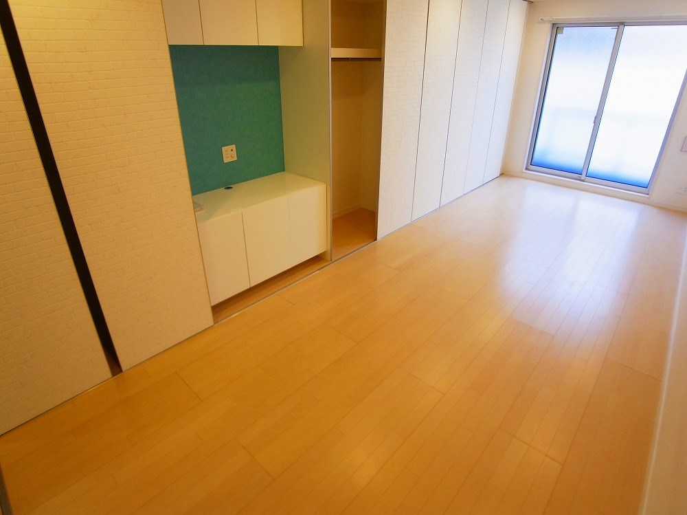 リブリ・ウィステリアガーデン  ベッドルーム