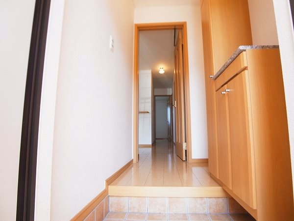 メルシープラザⅣ 玄関