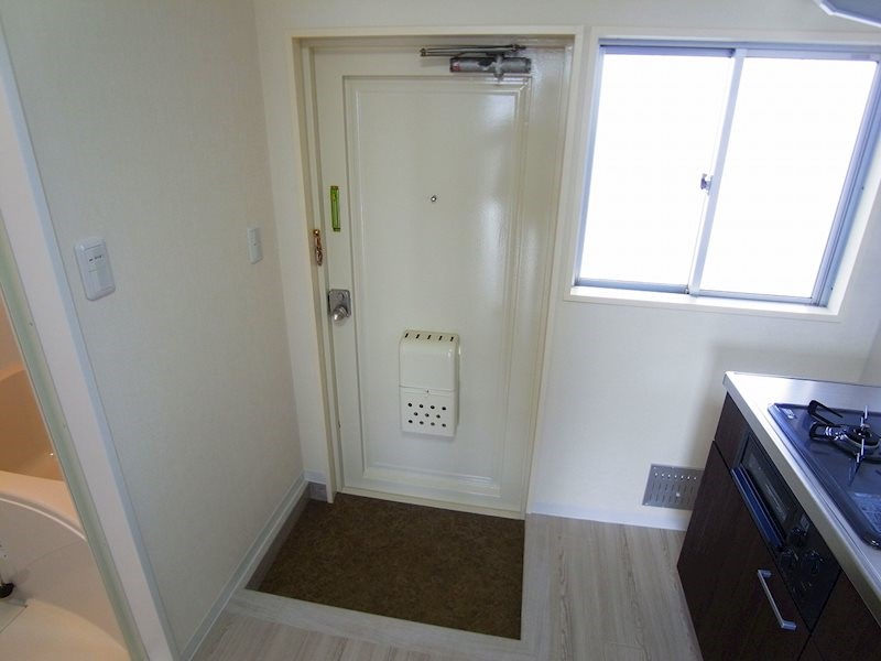 光マンション 玄関