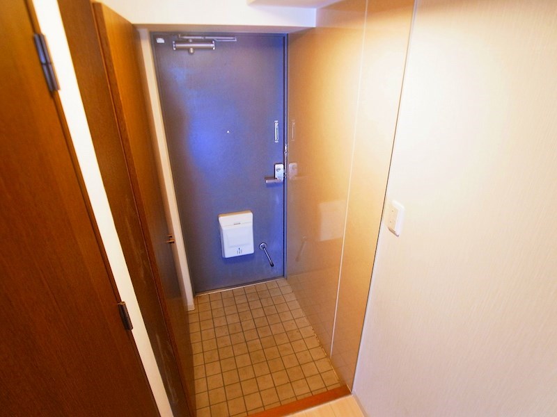 シラカワパレス 玄関