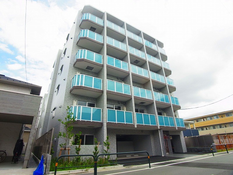 アーバハイツ六町1号館 外観写真